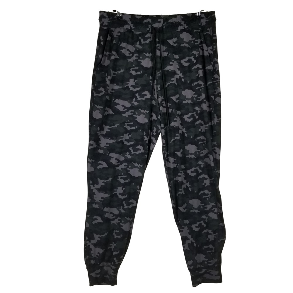 Fabletics Mens Camo Joggers XL Gray Black Camouflage Athletic Training Pants